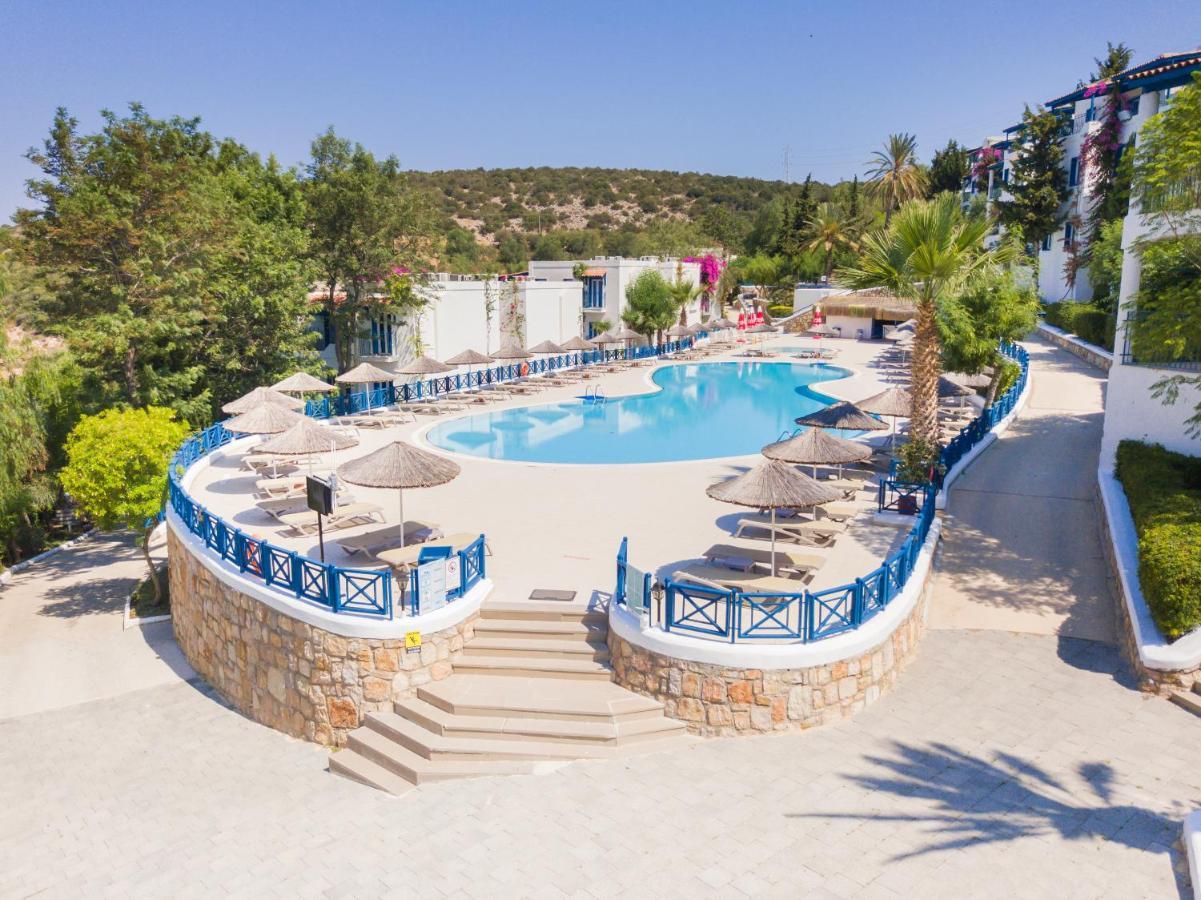 & Hotel 5*