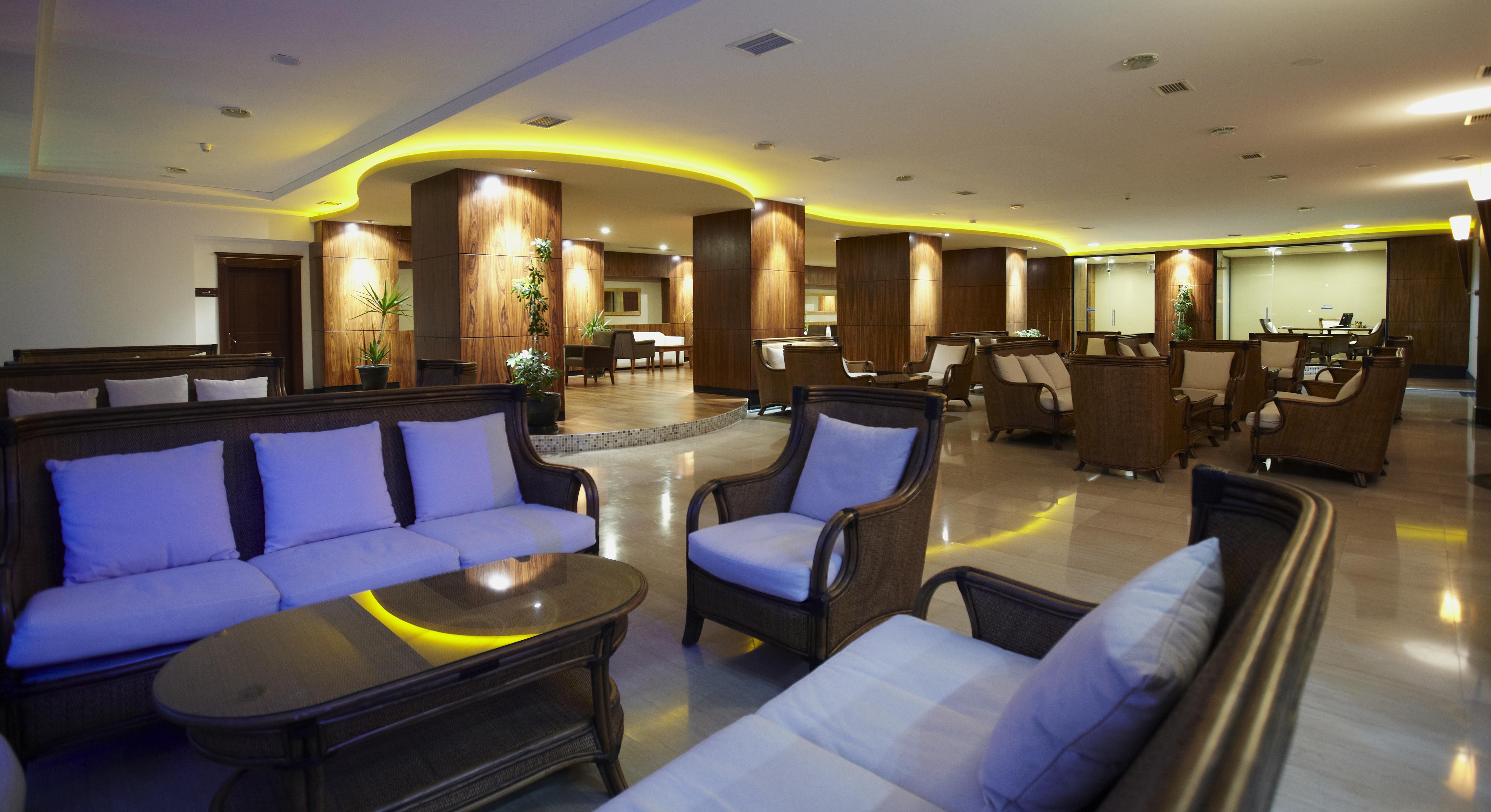 & Hotel